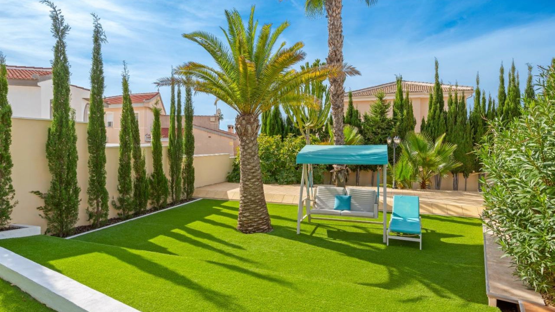 Resale - Villa -
Ciudad Quesada