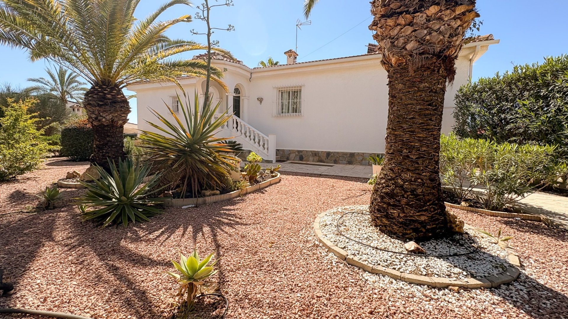 Resale - Villa -
Ciudad Quesada