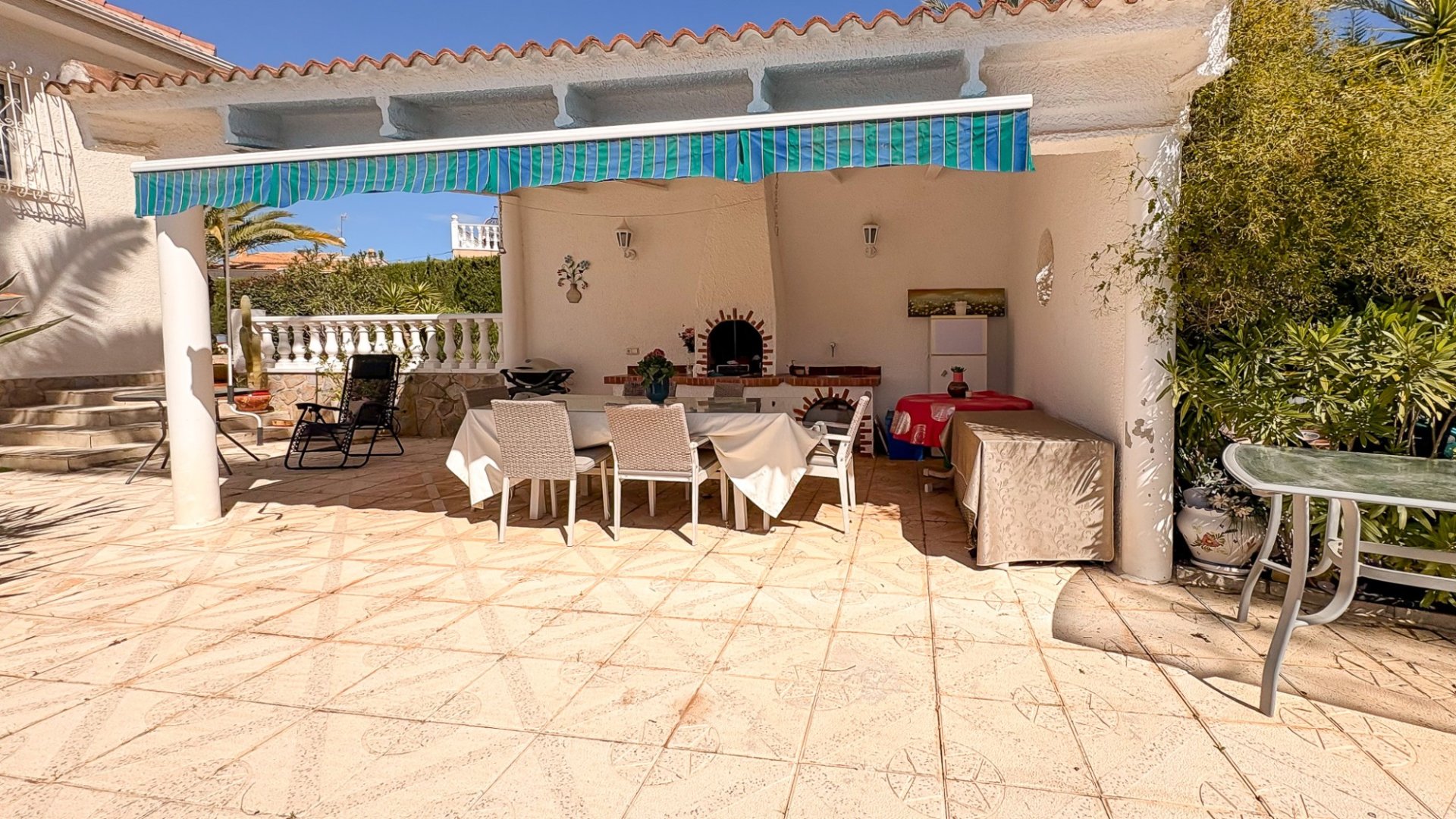 Resale - Villa -
Ciudad Quesada