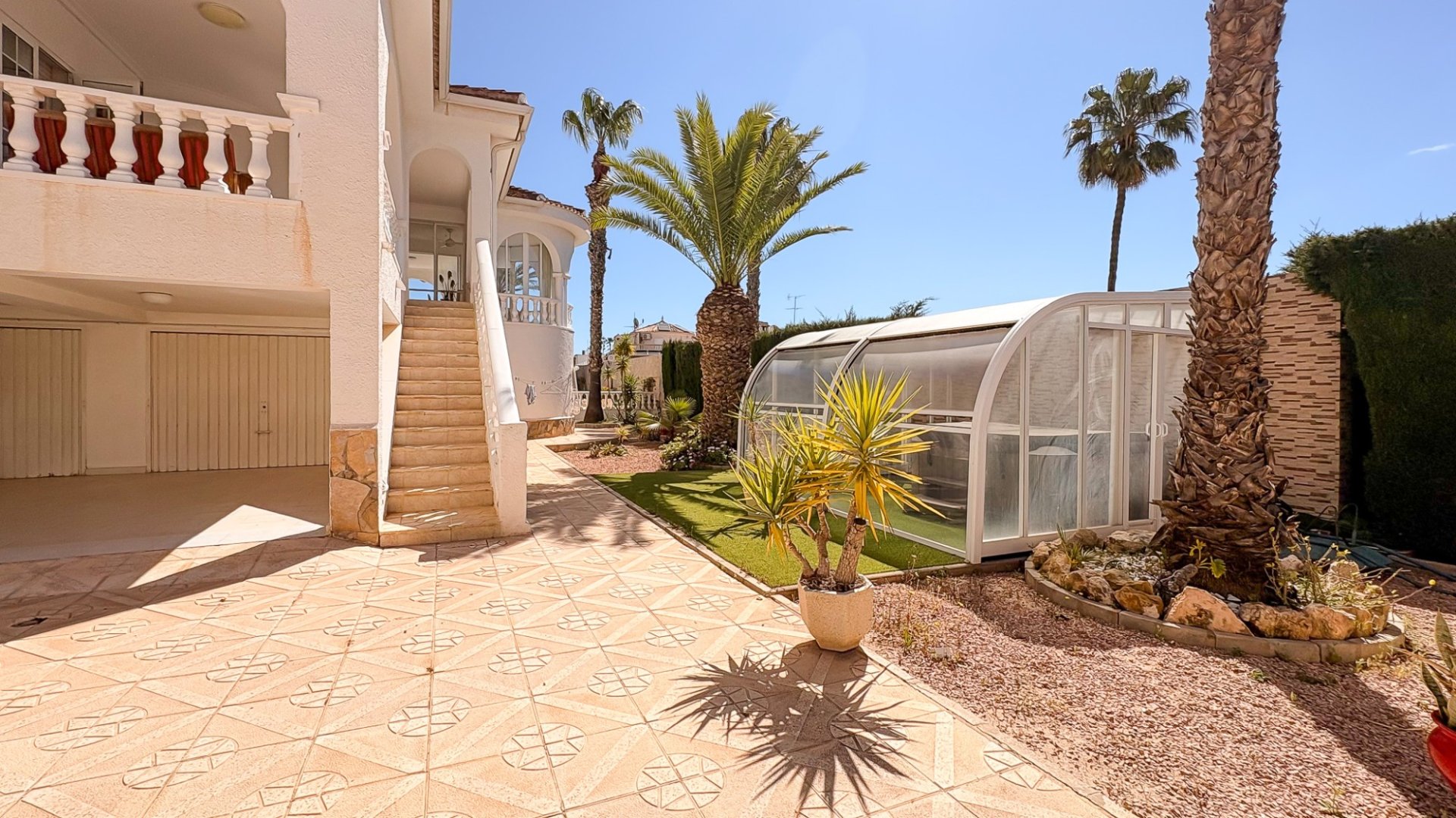 Resale - Villa -
Ciudad Quesada