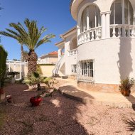 Resale - Villa -
Ciudad Quesada