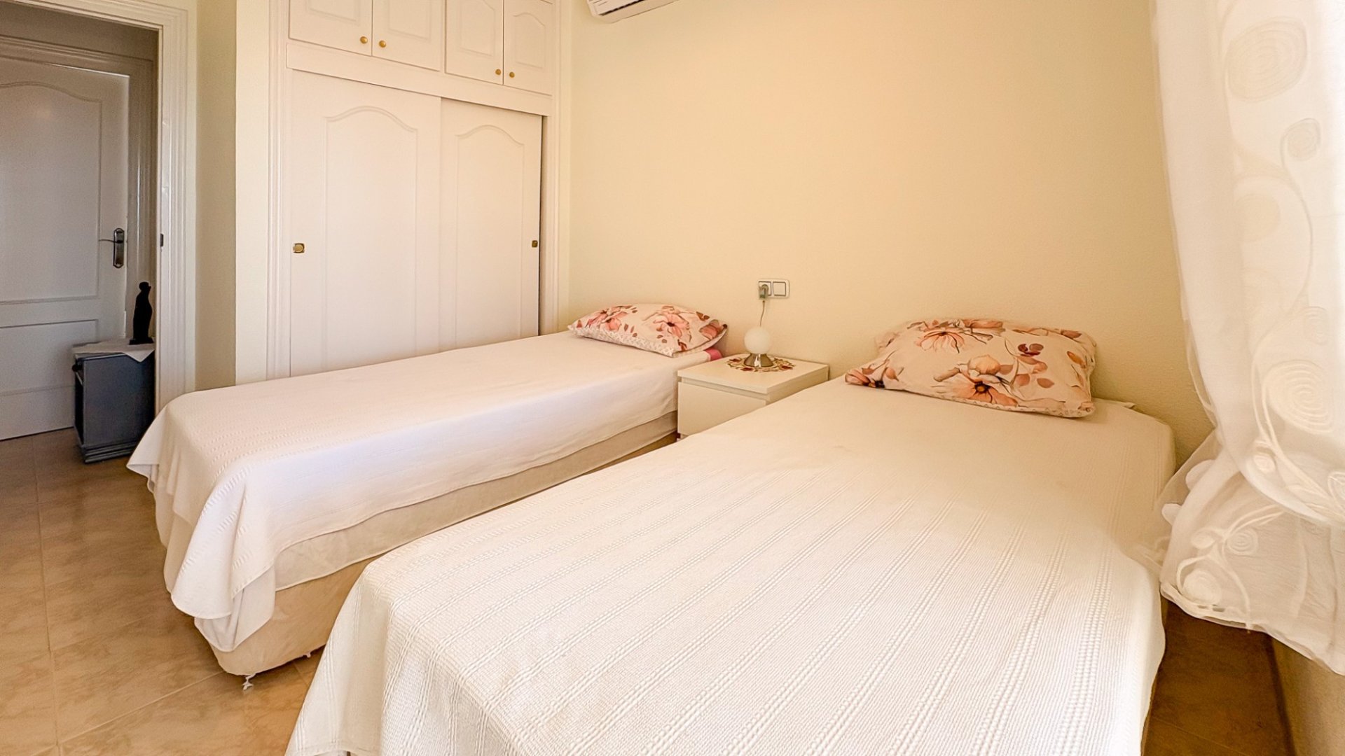 Resale - Villa -
Ciudad Quesada