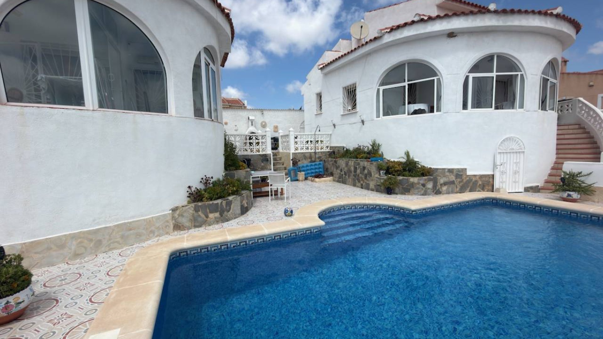 Resale - Villa -
Ciudad Quesada