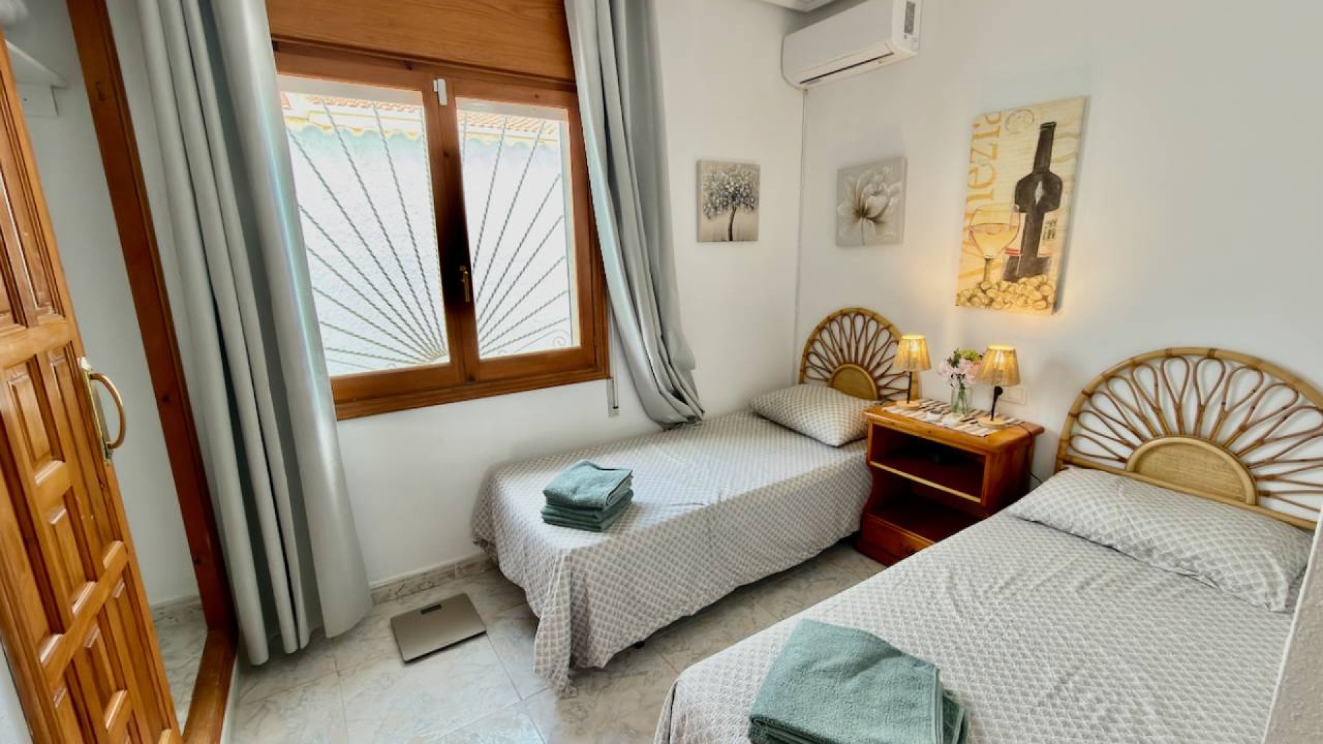 Resale - Villa -
Ciudad Quesada