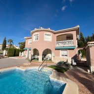 Resale - Villa -
Ciudad Quesada