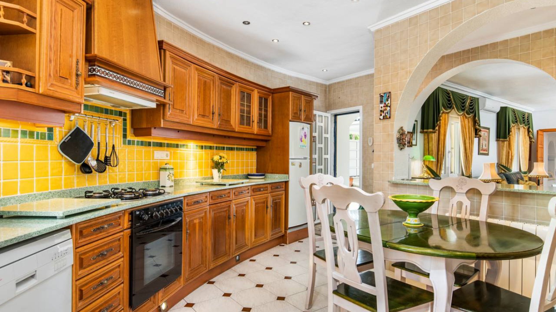 Resale - Villa -
Ciudad Quesada