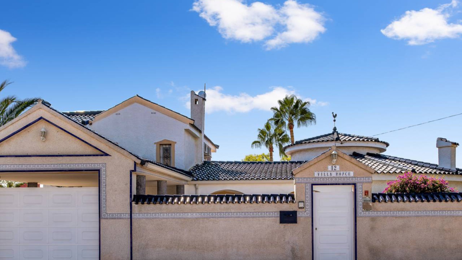 Resale - Villa -
Ciudad Quesada