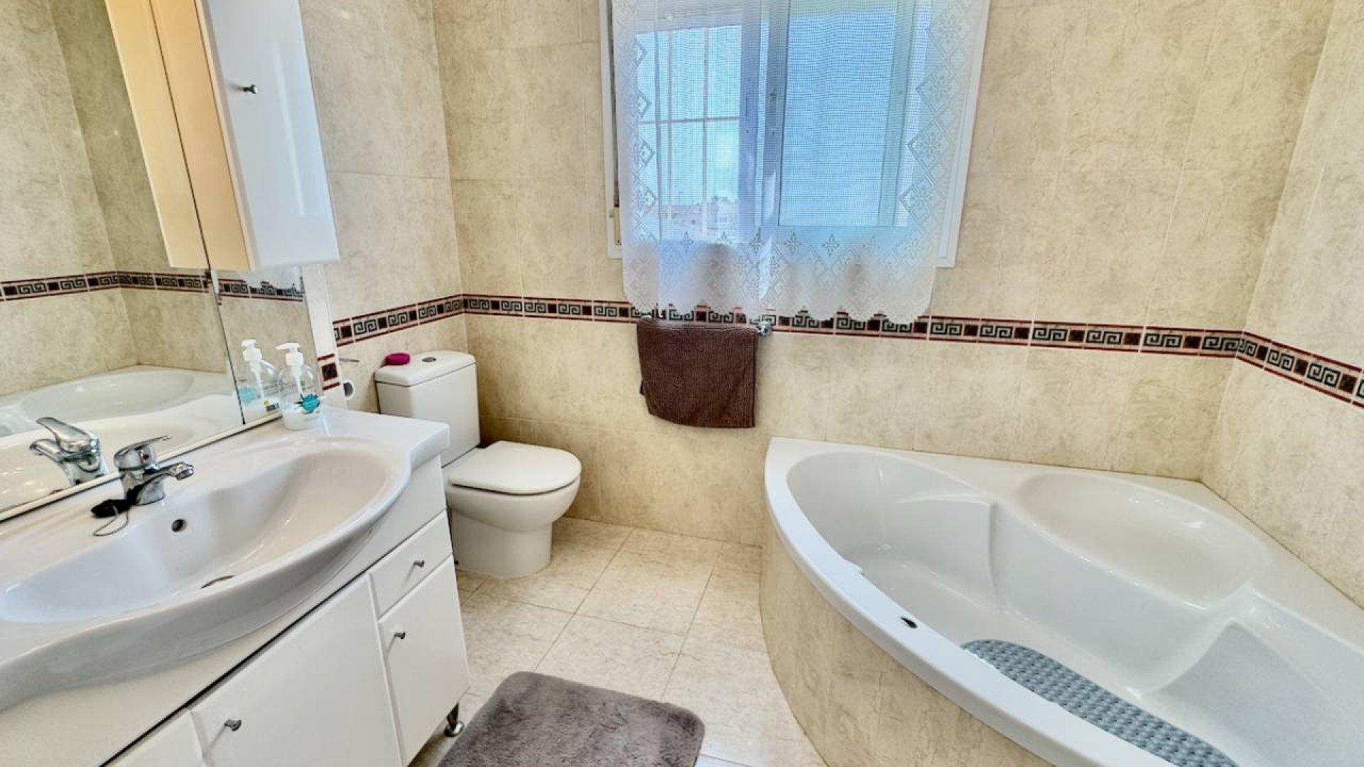 Resale - Villa -
Ciudad Quesada