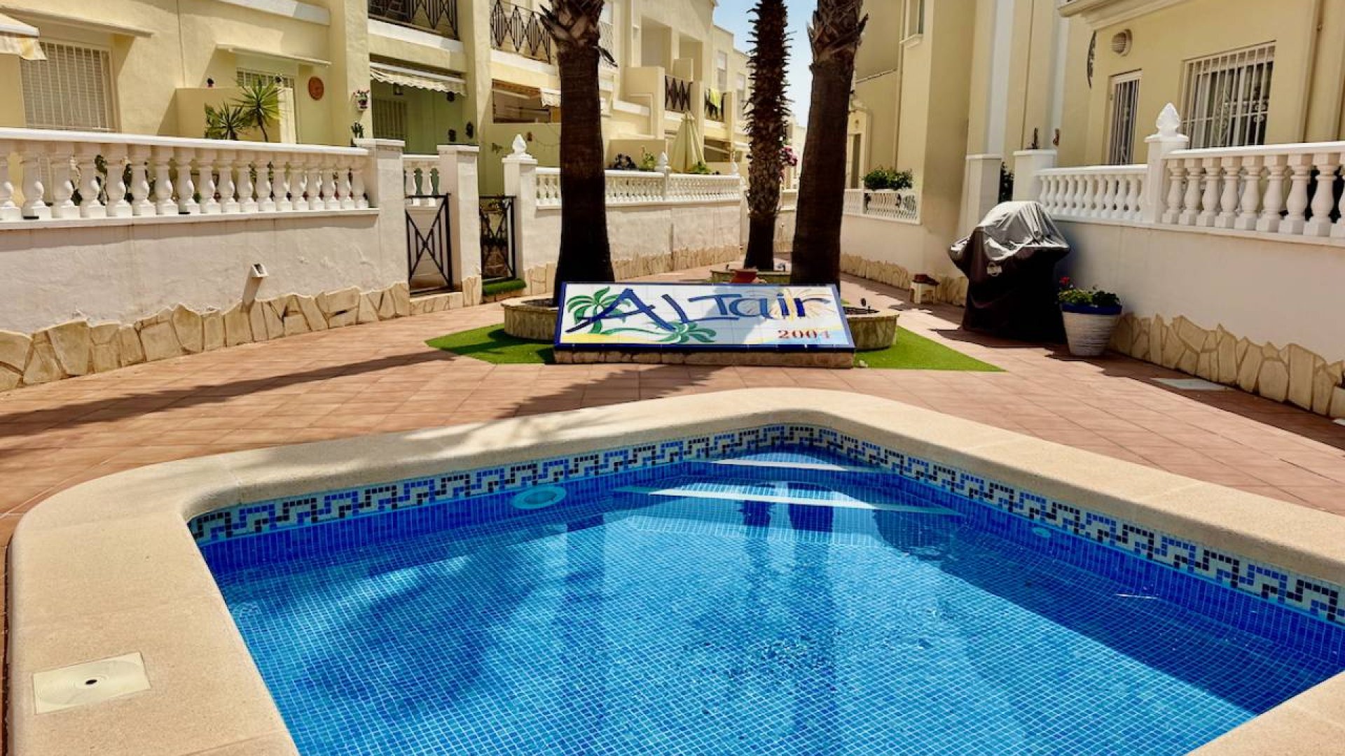 Resale - Villa -
Ciudad Quesada