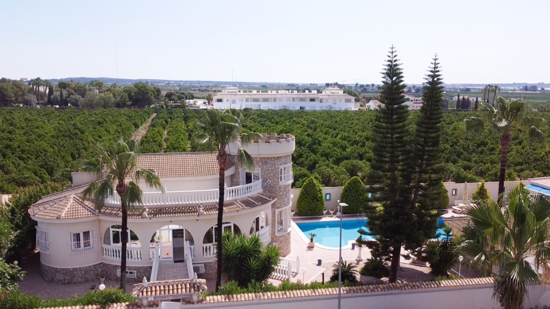 Resale - Villa -
Ciudad Quesada