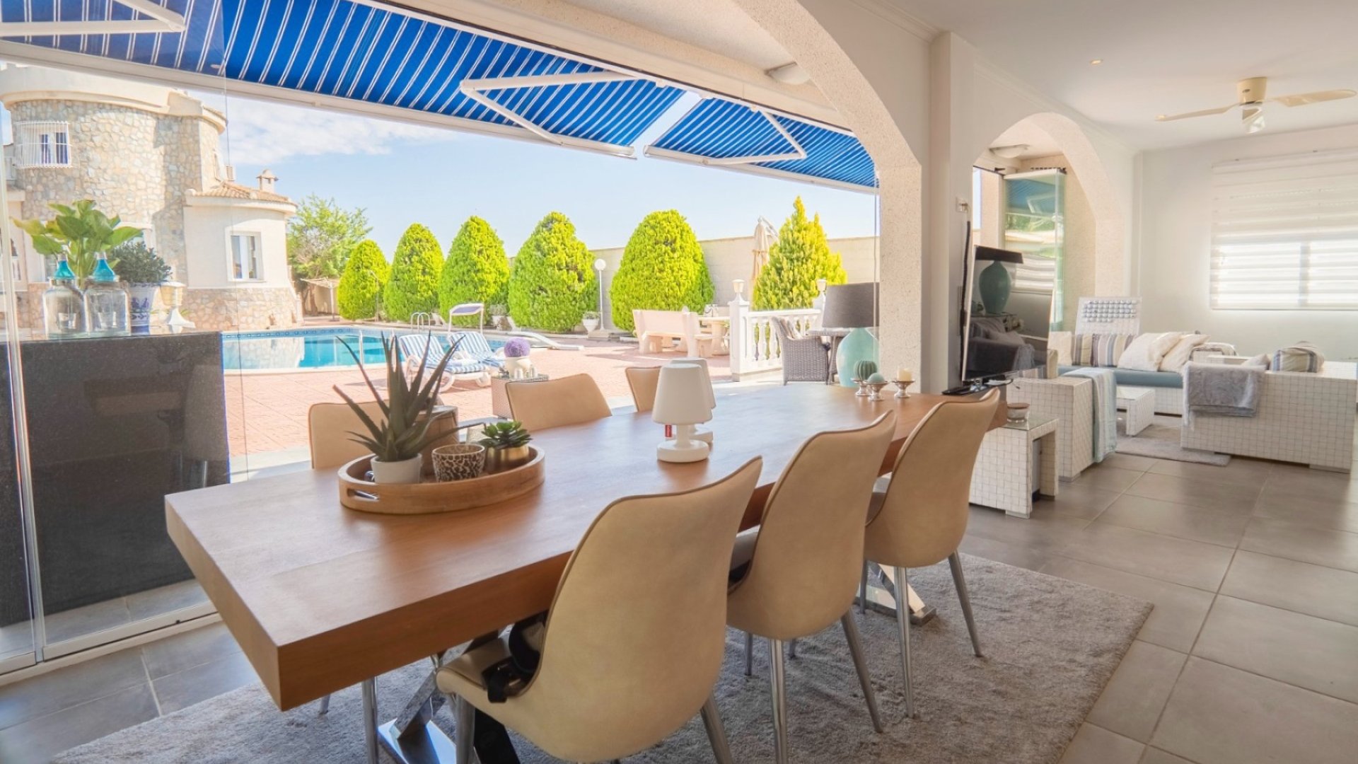 Resale - Villa -
Ciudad Quesada