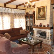 Resale - Villa -
Daya Nueva