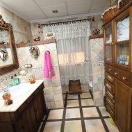 Resale - Villa -
Daya Nueva