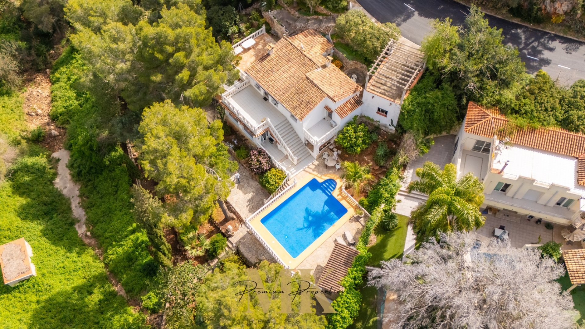 Resale - Villa -
Denia - Montgó