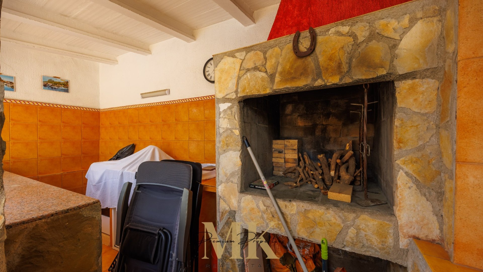 Resale - Villa -
Denia - Montgó