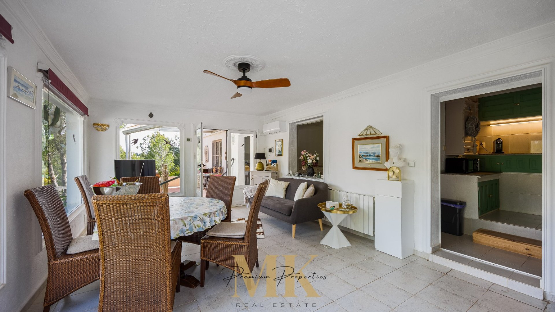 Resale - Villa -
Denia - Montgó
