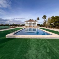 Resale - Villa -
Dolores