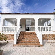 Resale - Villa -
Dolores