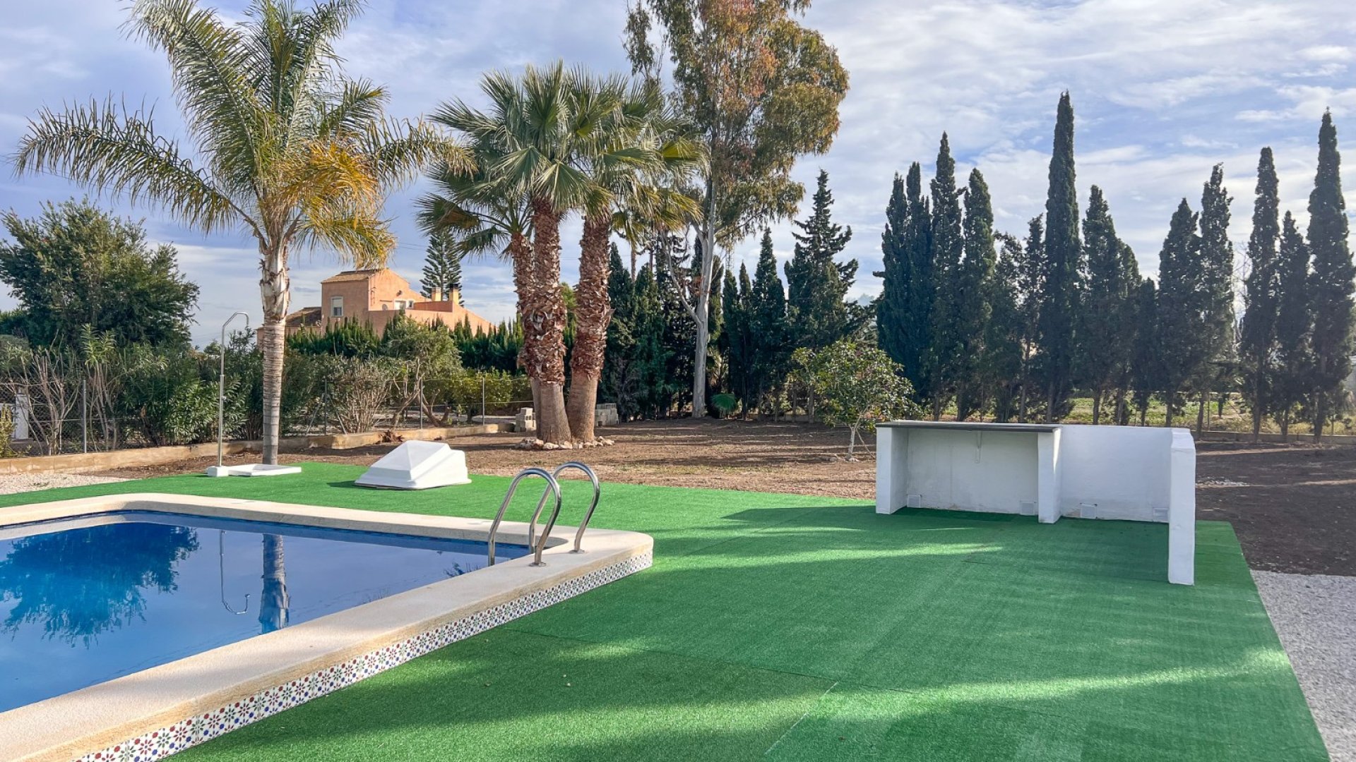 Resale - Villa -
Dolores