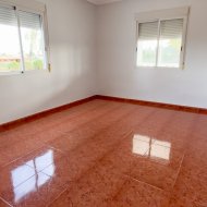 Resale - Villa -
Dolores
