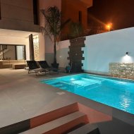 Resale - Villa -
Dolores