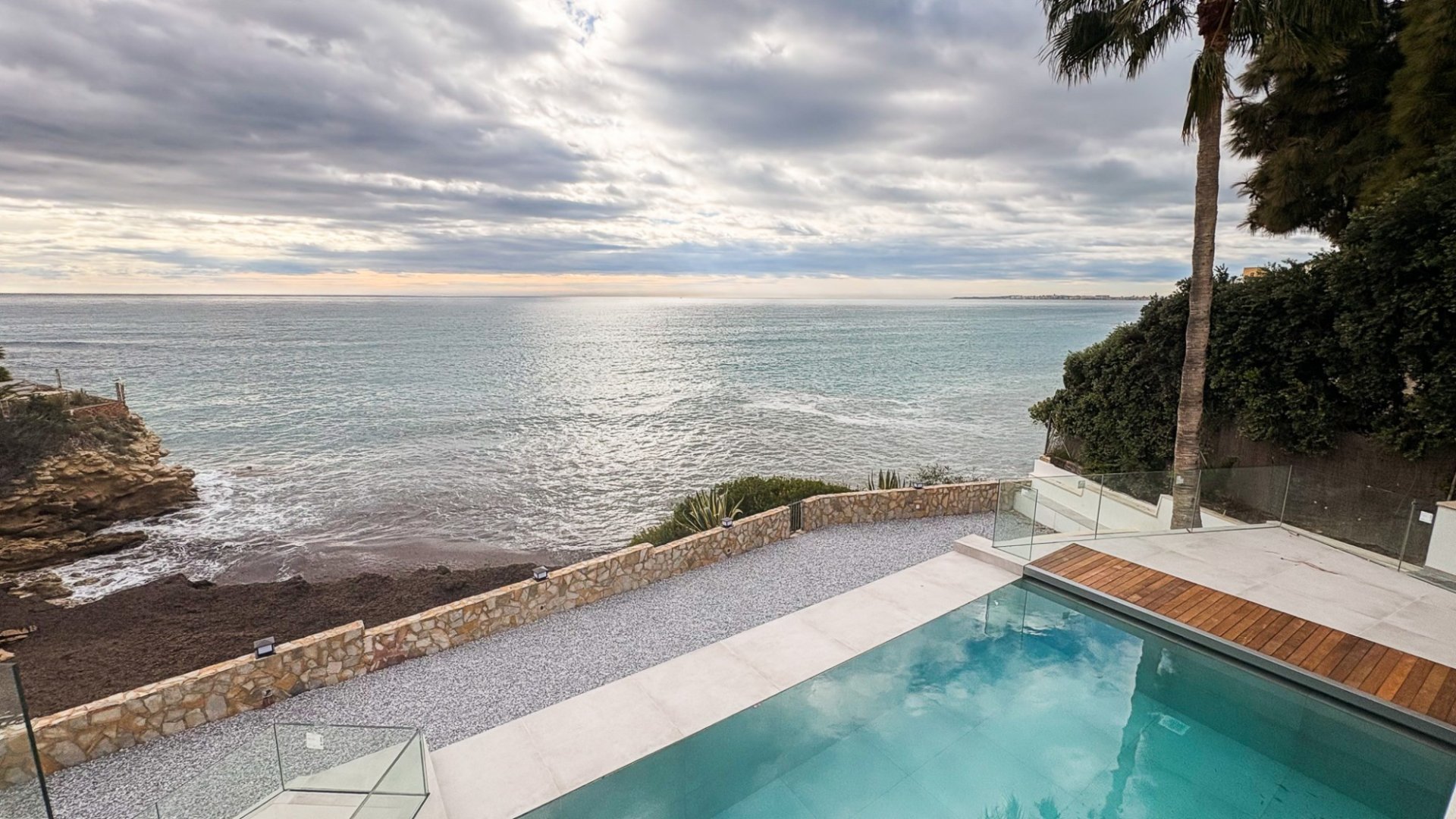 Resale - Villa -
El Campello - Coveta fuma