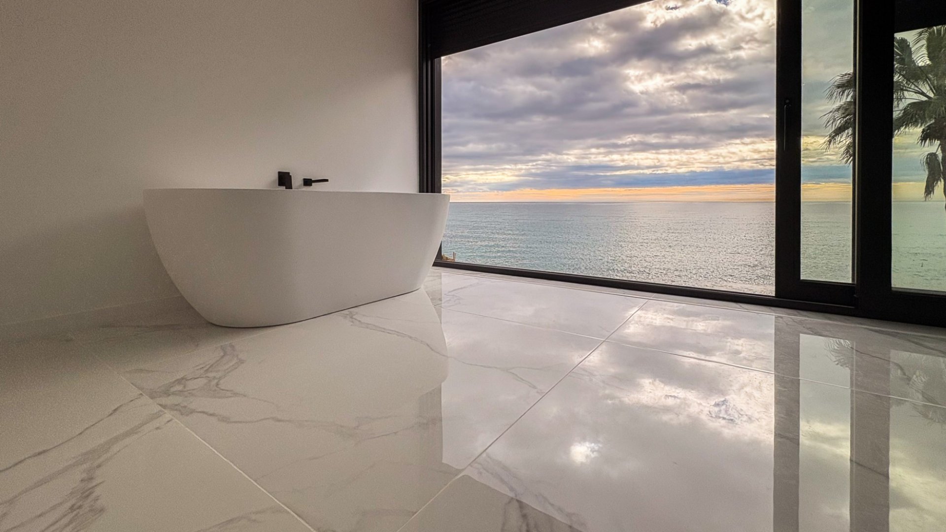 Resale - Villa -
El Campello - Coveta fuma