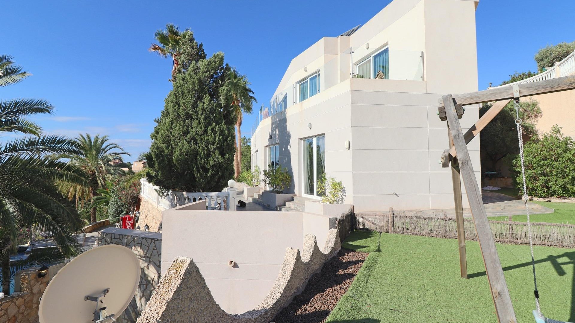 Resale - Villa -
El Campello - Coveta fuma