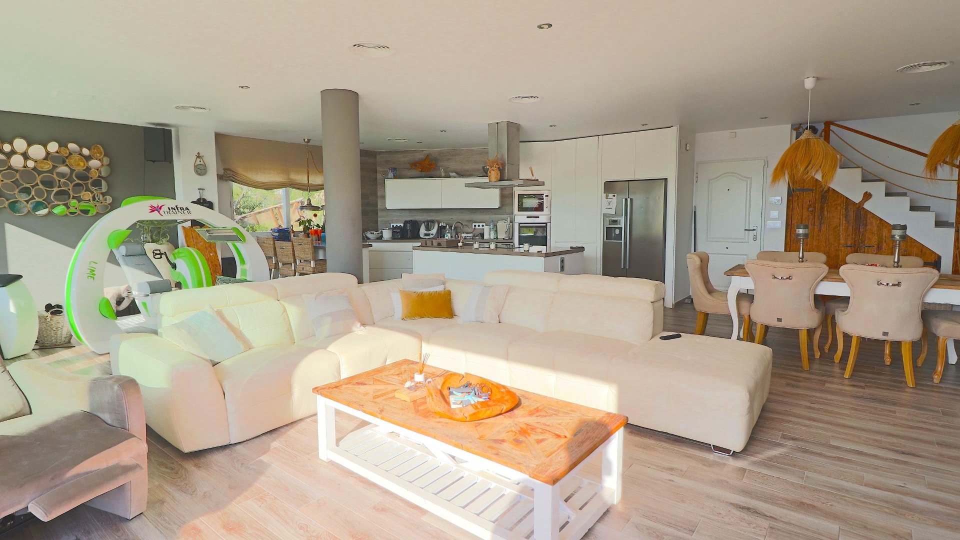 Resale - Villa -
El Campello - Coveta fuma