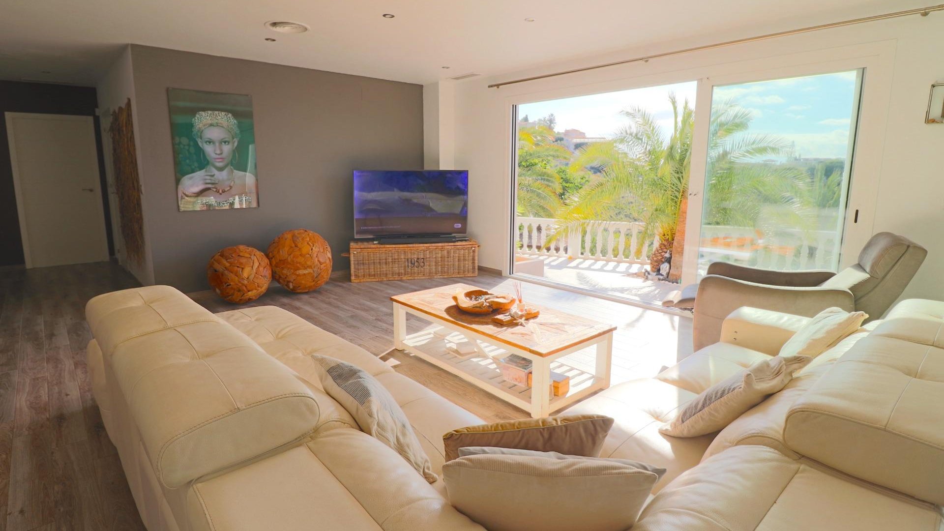 Resale - Villa -
El Campello - Coveta fuma