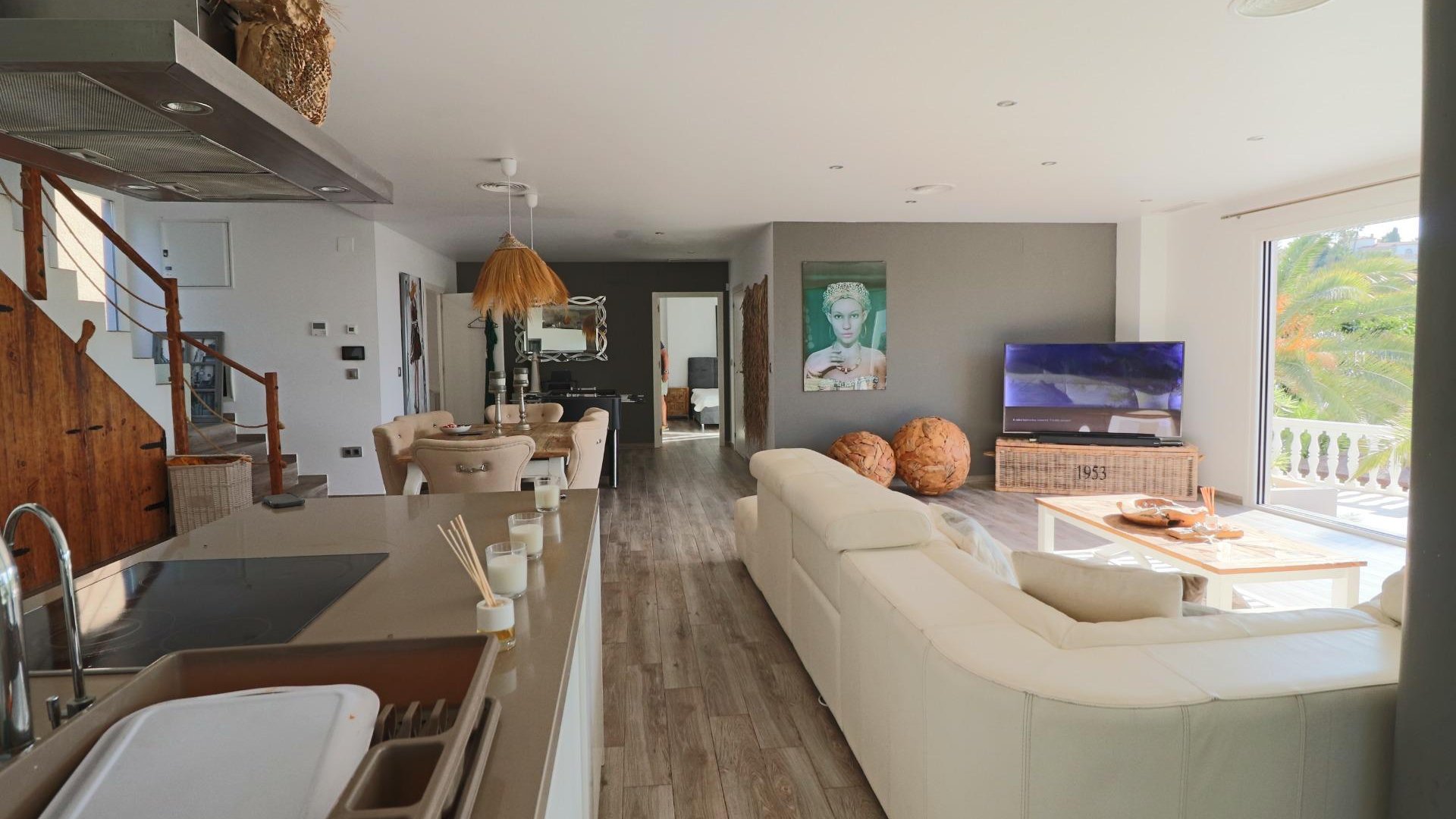Resale - Villa -
El Campello - Coveta fuma