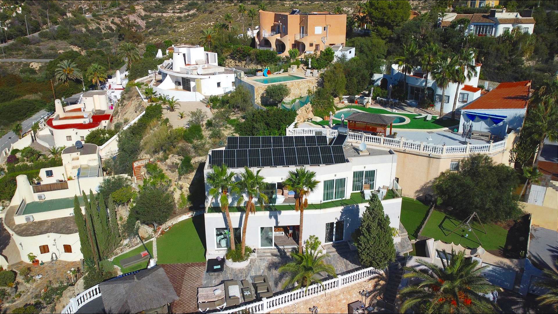 Resale - Villa -
El Campello - Coveta fuma