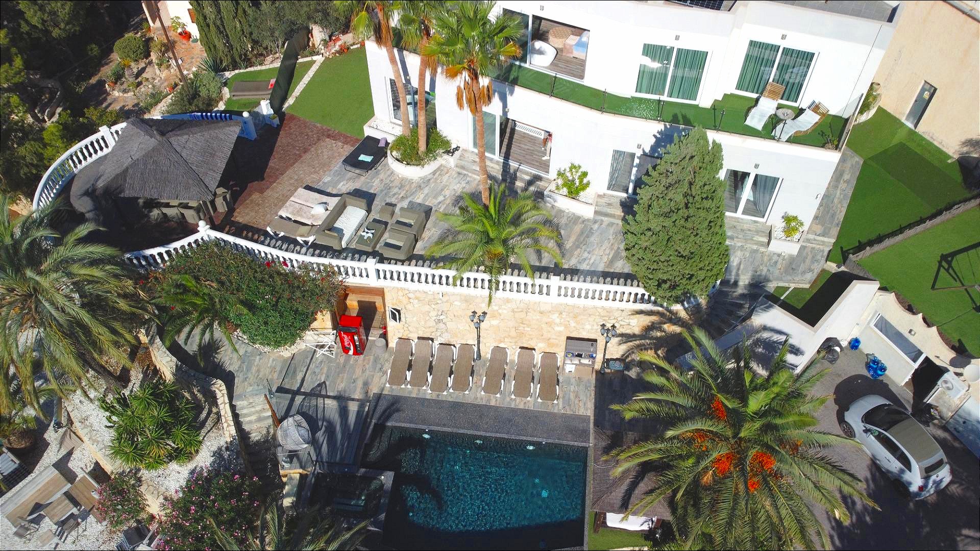 Resale - Villa -
El Campello - Coveta fuma
