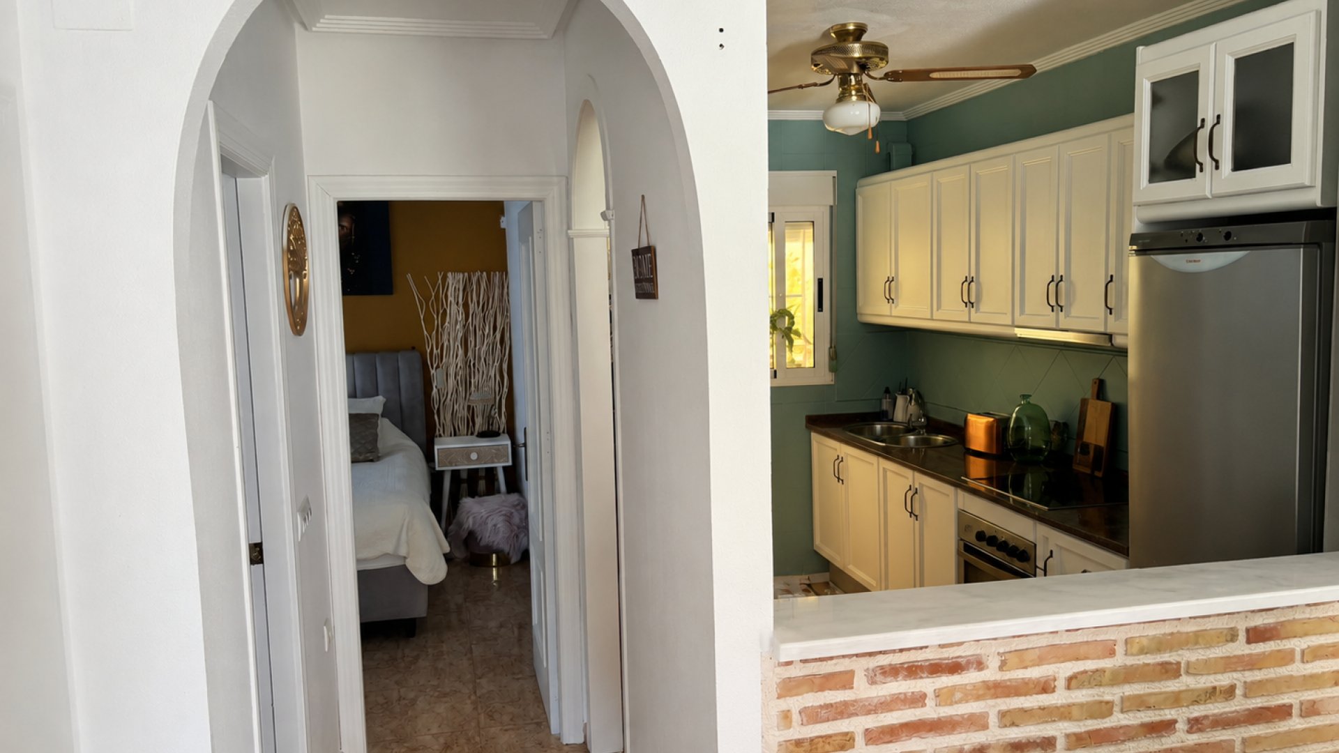 Resale - Villa -
El Raso - Guardamar del Segura