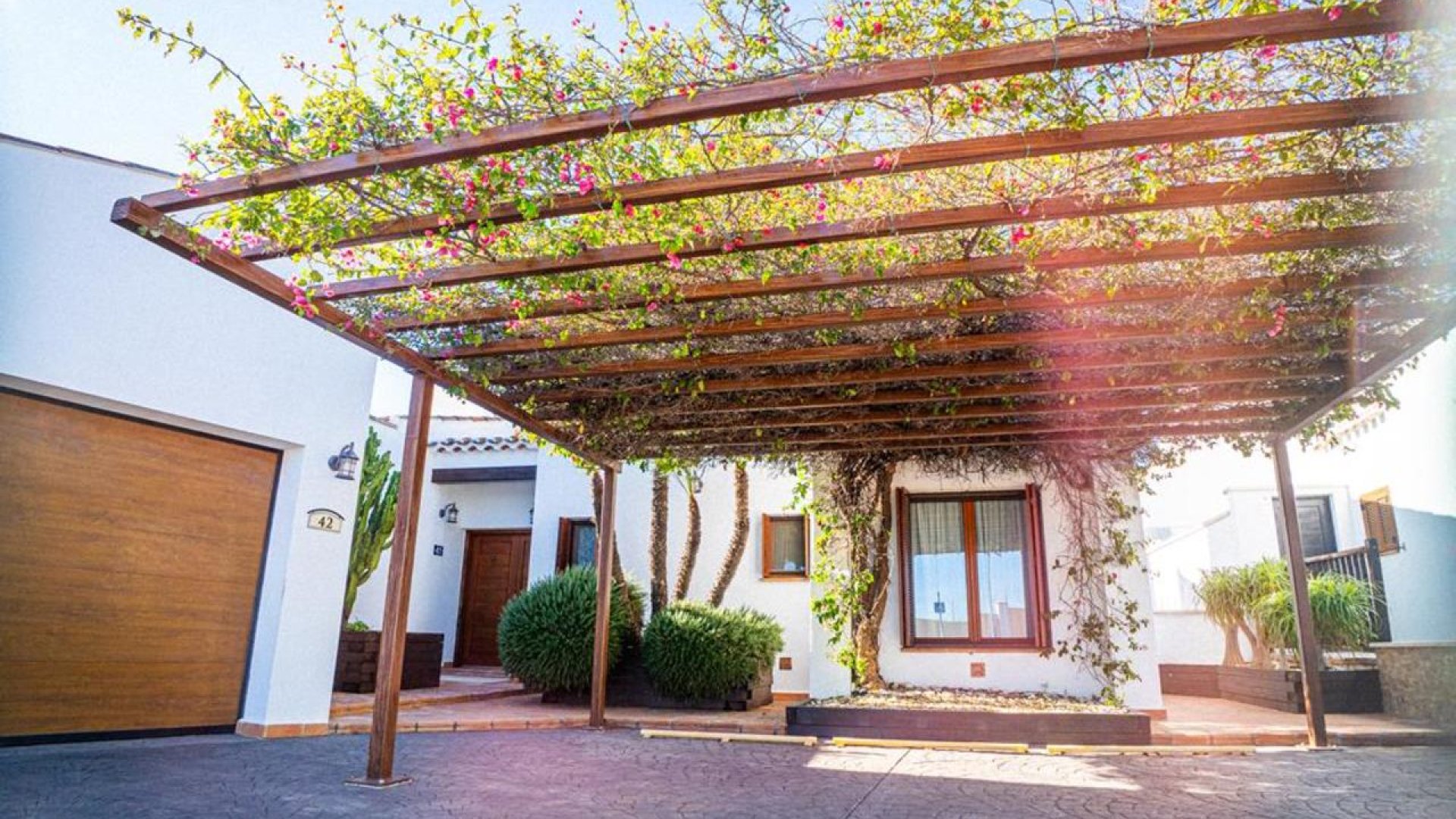 Resale - Villa -
El Valle Golf Resort