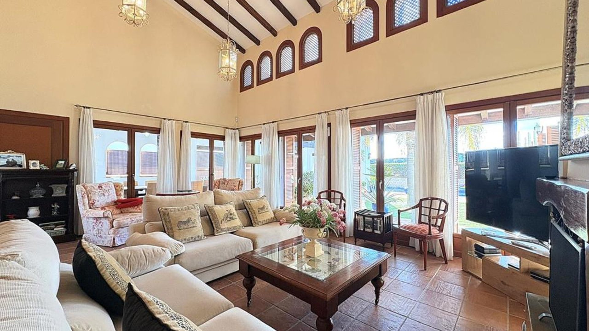 Resale - Villa -
El Valle Golf Resort