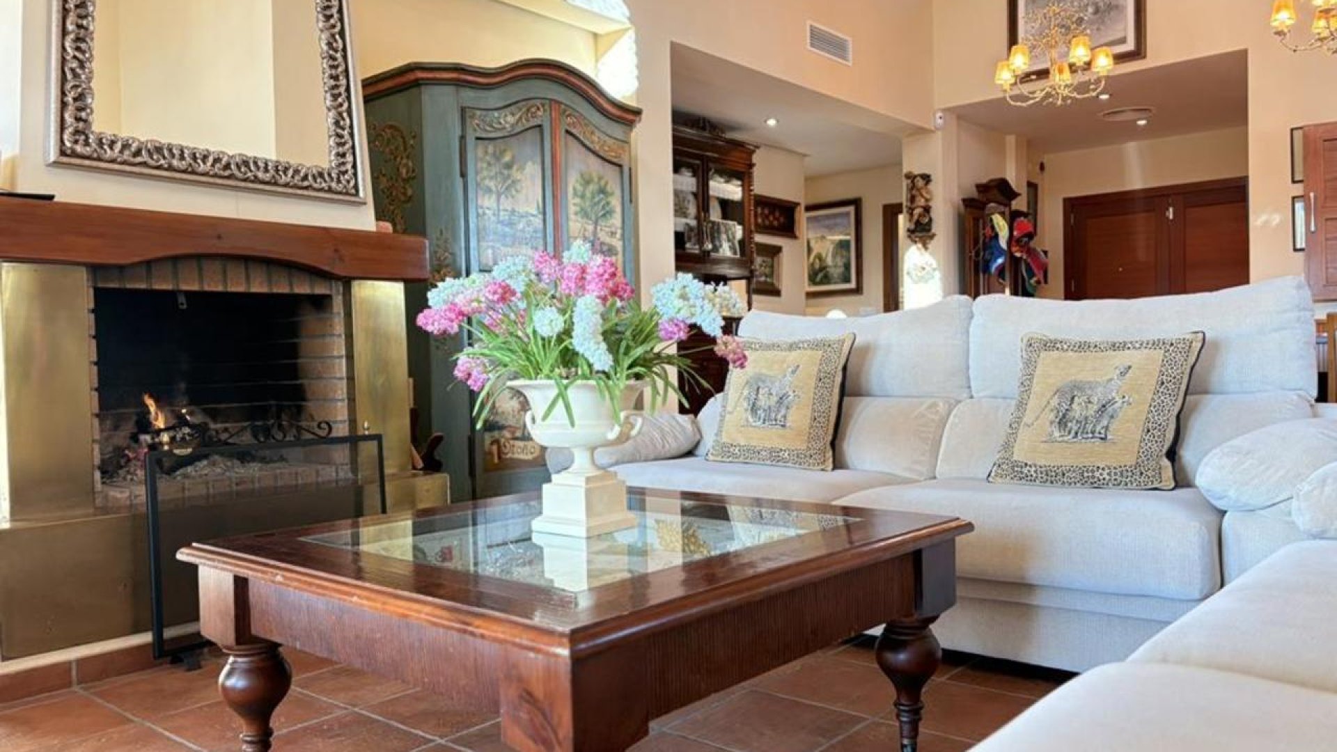 Resale - Villa -
El Valle Golf Resort