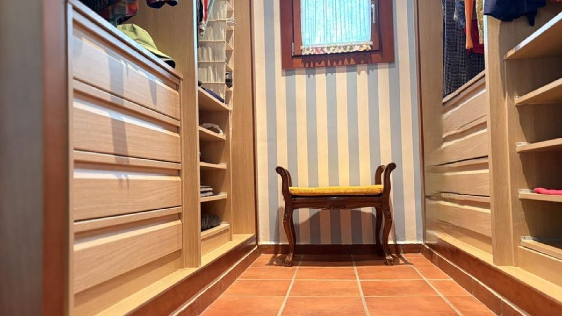 Resale - Villa -
El Valle Golf Resort