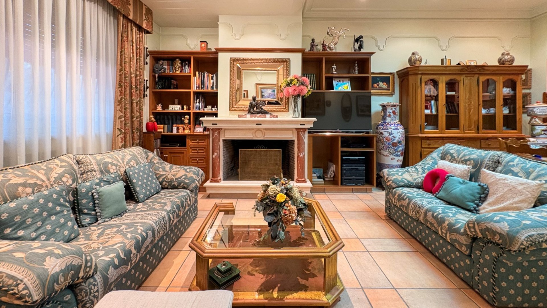 Resale - Villa -
Elche - Altzabares Alto