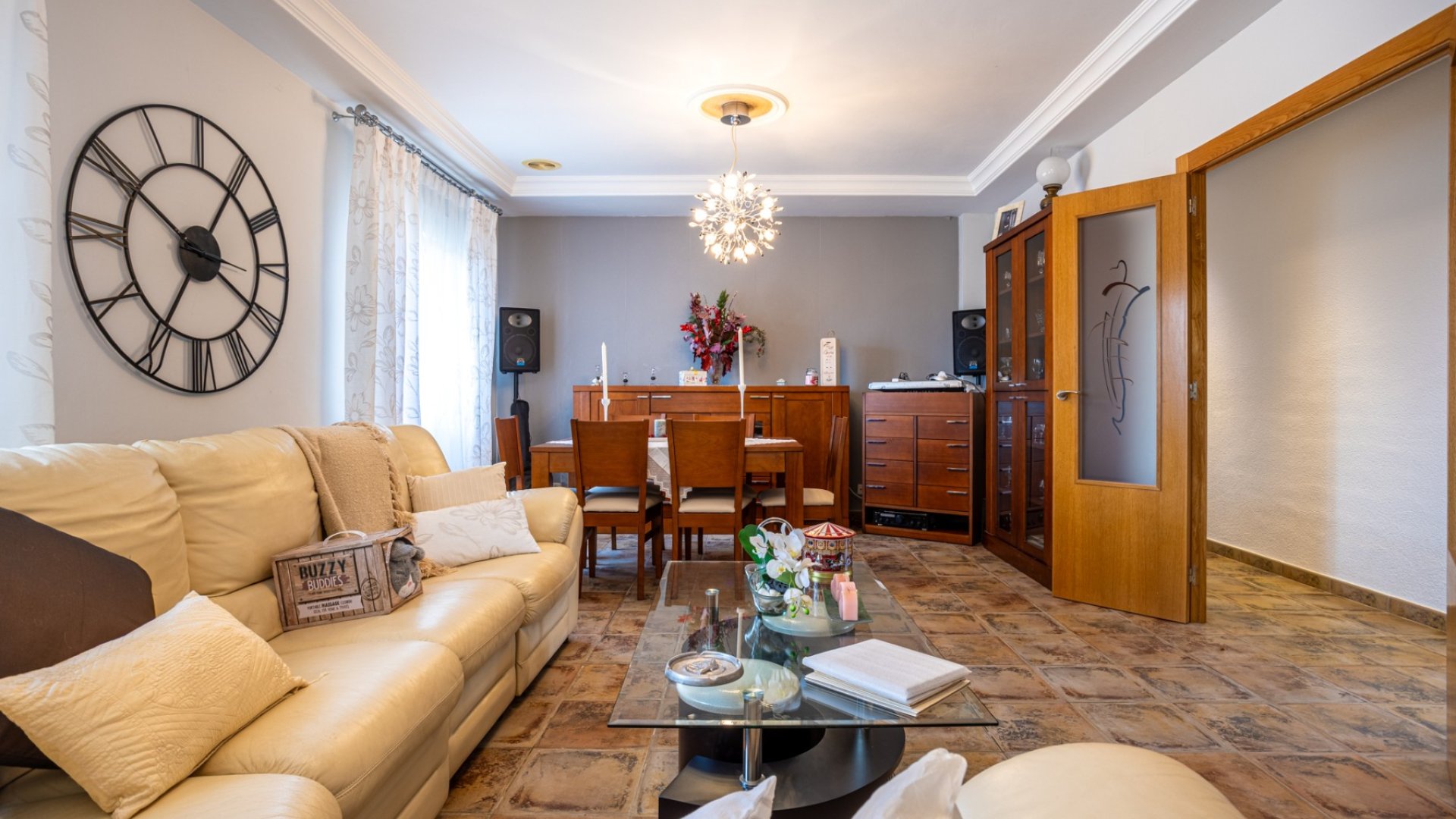 Resale - Villa -
Elche - La Hoya