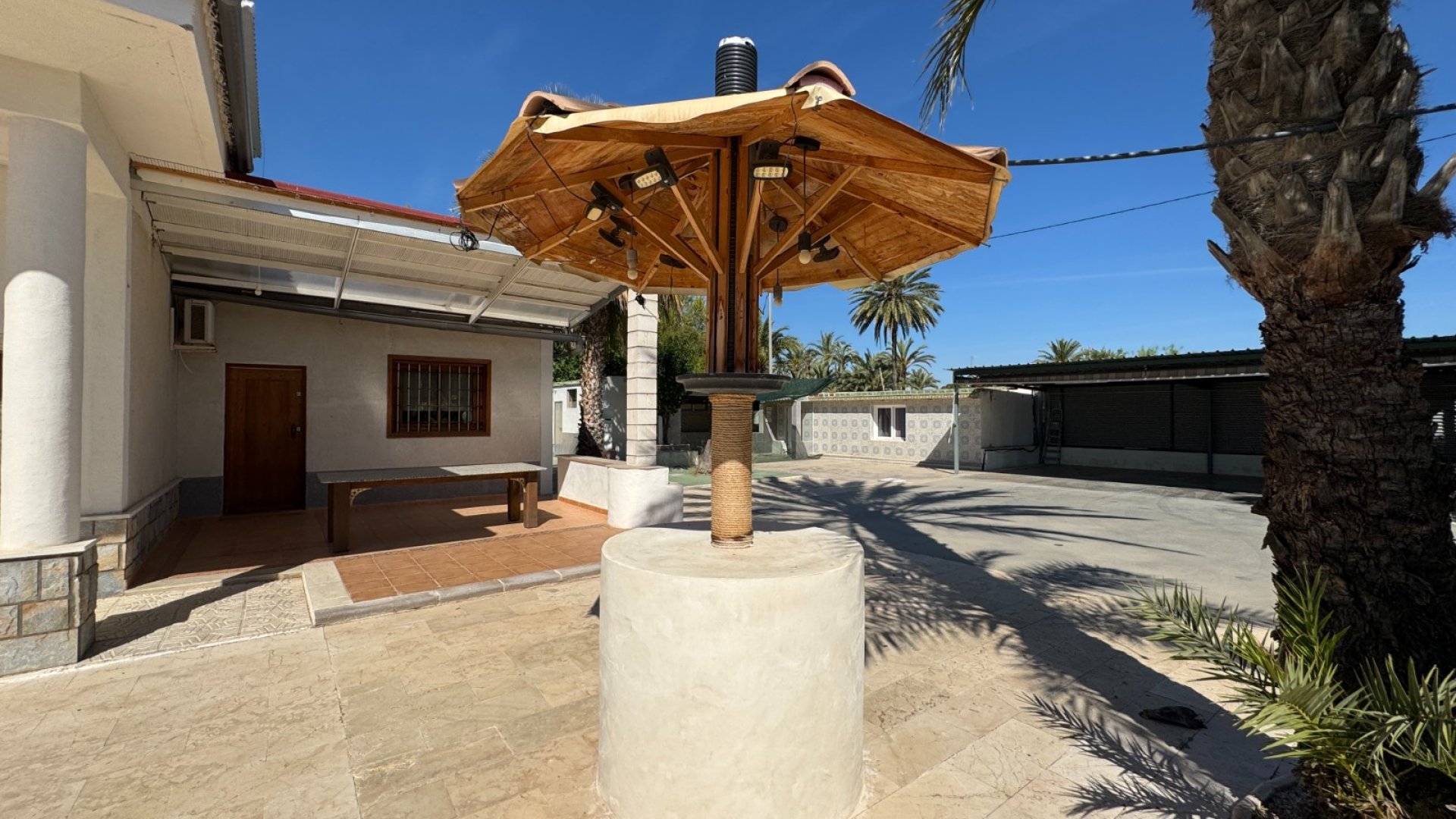 Resale - Villa -
Elche - Valverde