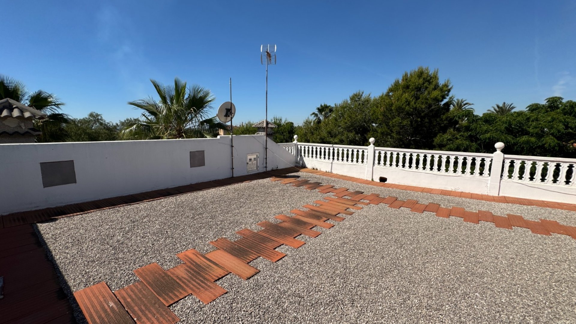Resale - Villa -
Elche - Valverde