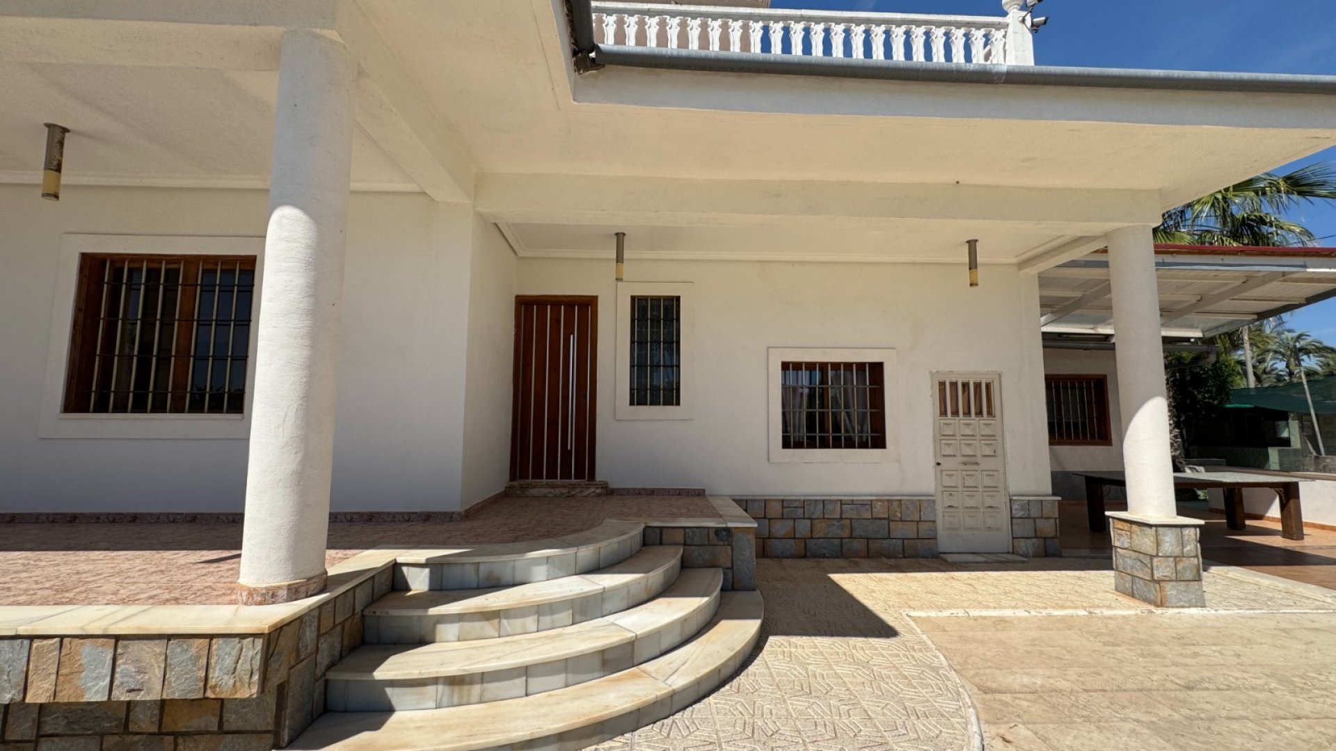 Resale - Villa -
Elche - Valverde