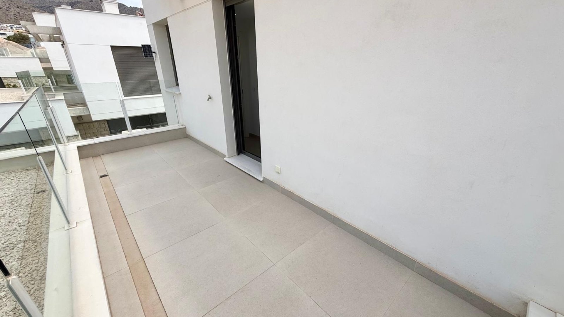 Resale - Villa -
Finestrat - Sierra Cortina