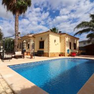 Resale - Villa -
Formentera del Segura - Fincas de La Vega