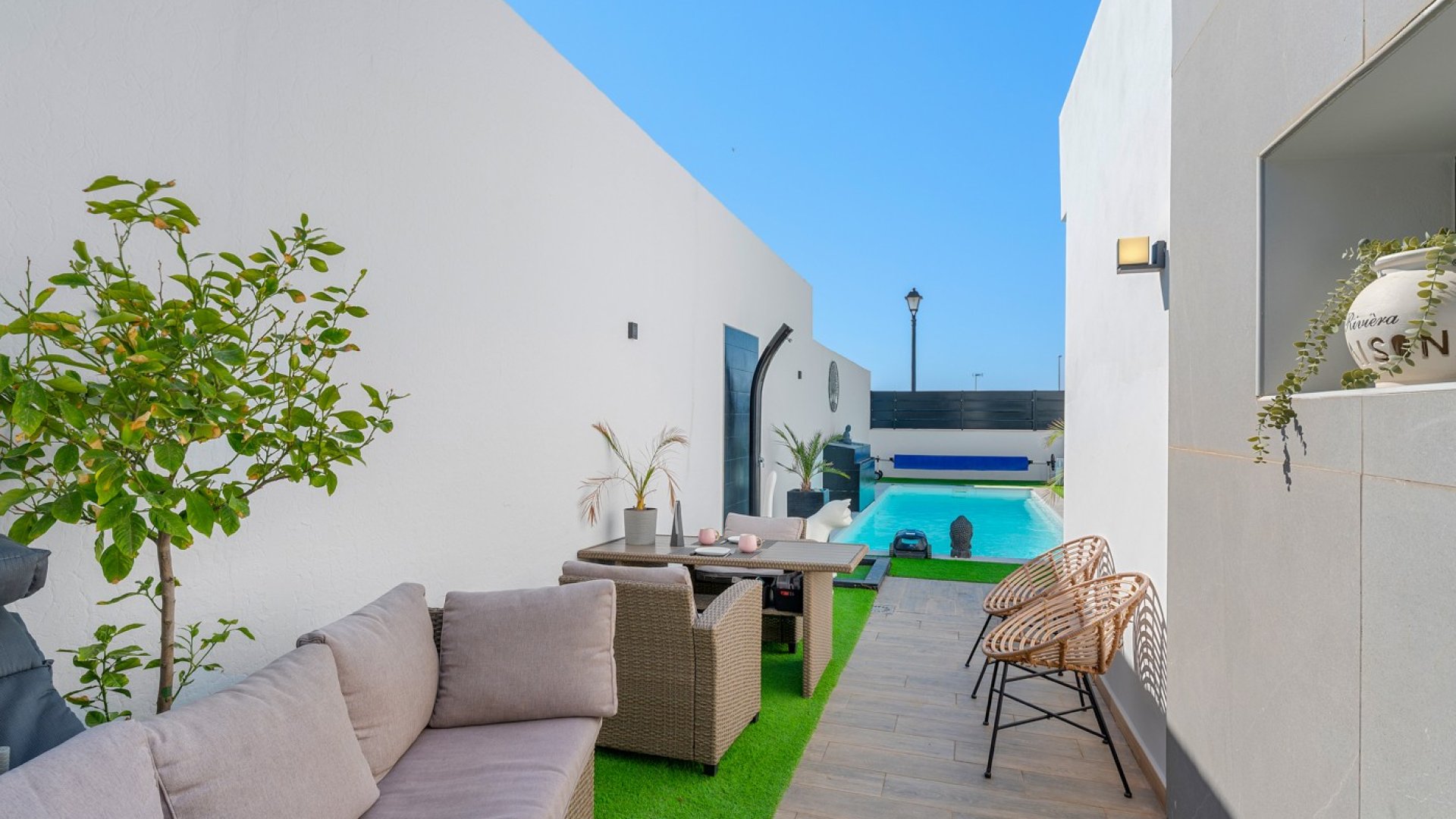 Resale - Villa -
Fortuna - Urbanizacion Las Kalendas