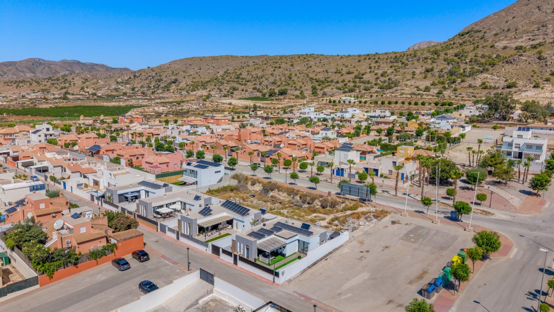 Resale - Villa -
Fortuna - Urbanizacion Las Kalendas