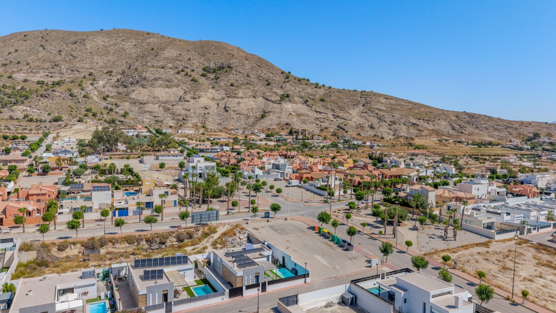 Resale - Villa -
Fortuna - Urbanizacion Las Kalendas