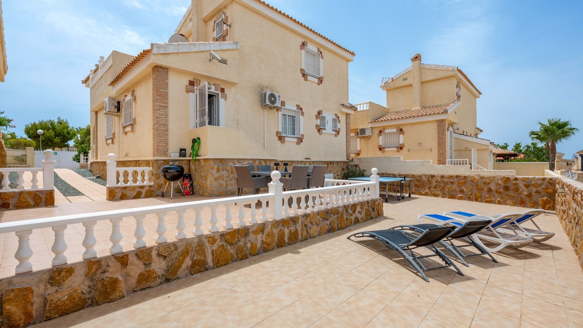 Resale - Villa -
Gran Alacant - Costa Blanca
