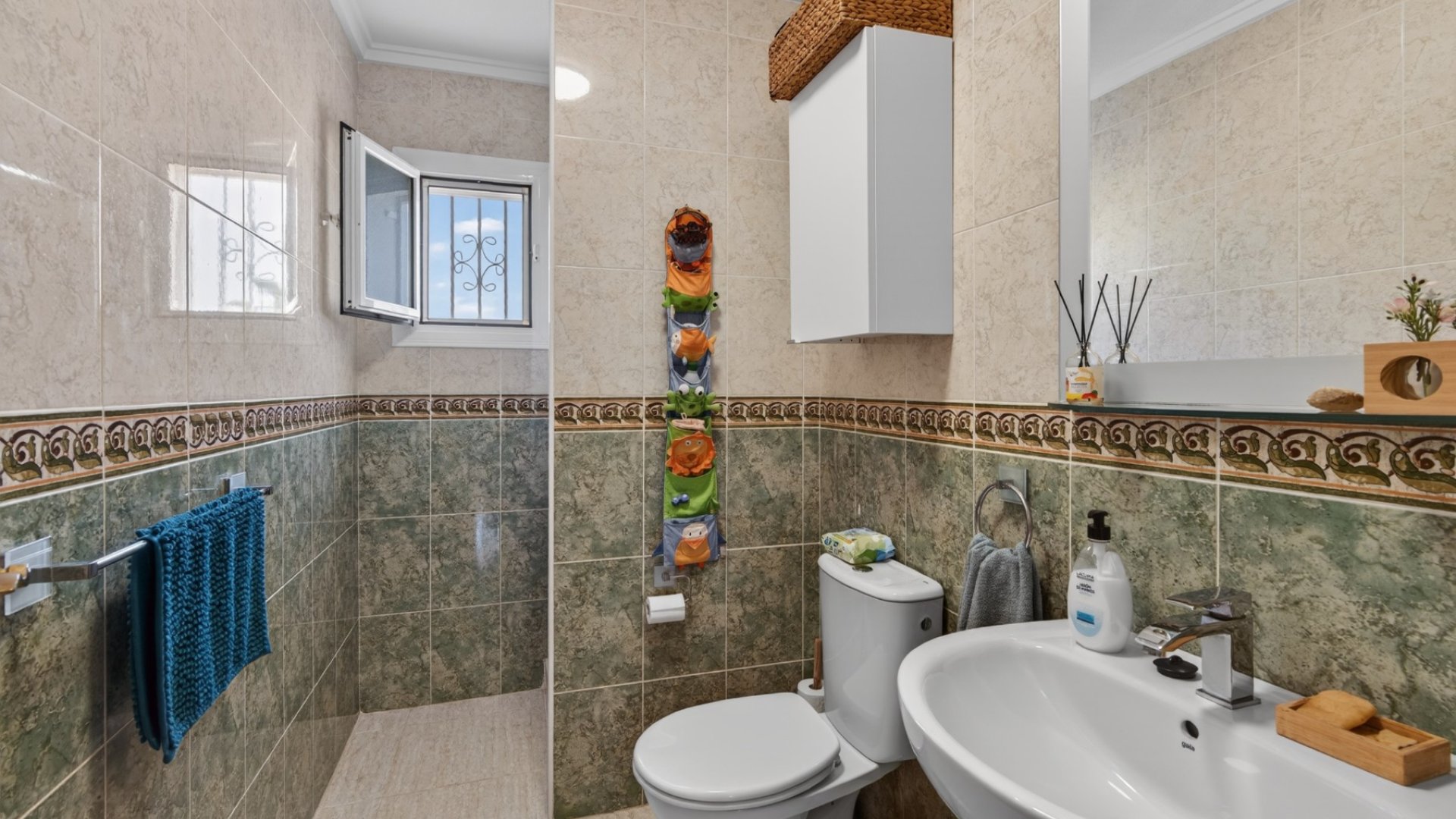 Resale - Villa -
Gran Alacant - Monte y Mar